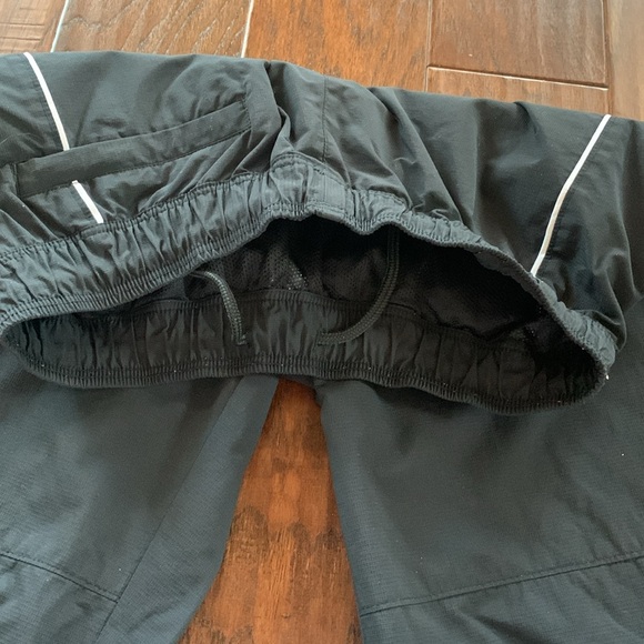 BAUER HOCKEY PANTS - ADULT SMALL - Picture 8 of 11